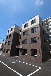 221 円山テラス【4階】の外観