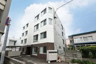 北海道札幌市中央区北十三条西15丁目【マンション】の外観