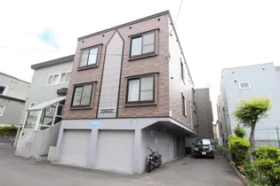 ジュネスコート元町【2階】の外観