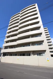 グランカーサ永山公園通 WEST【00905号室】の外観