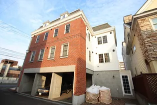 CASA ROYAL【3階】の外観