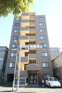 ピュアウイング【402号室】の外観