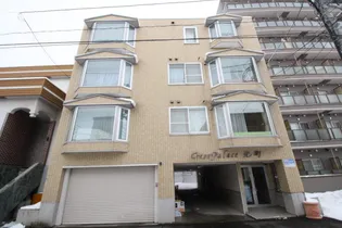 クレストパレス元町【2階】の外観