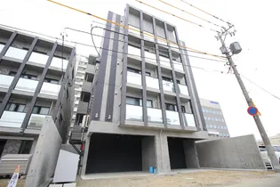 グランディーヴァ【5階】の外観