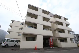 シャトル井上の画像