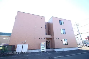 エストパトリア【3階】の外観