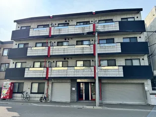 カルムハピネス南郷【1階】の外観