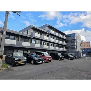 グランイースト北17条【110号室】の外観