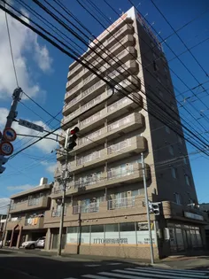 コスモ本町【2階】の外観