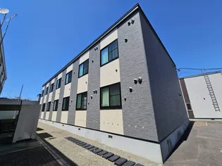 レオパレスアウル【106号室】の外観