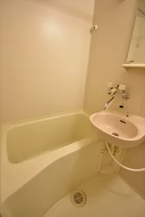 レオパレス里塚ベストフラット【104号室】の風呂