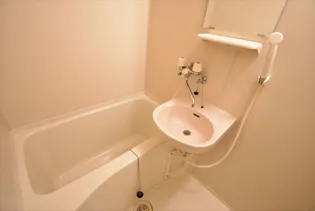 レオパレス里塚ベストフラット【205号室】の風呂