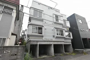 プライムハウス【0103号室】の外観