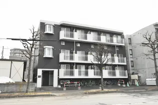 ジュイエ学園前【1階】の外観