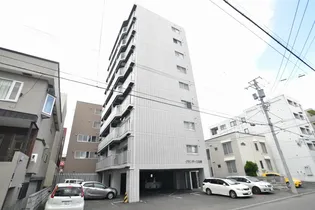 グランデース南郷の画像