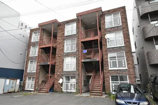 ローヤルハイツ中の島の画像