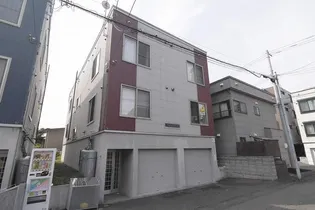 メイプルメゾン【2階】の外観