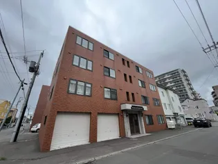 北海道札幌市豊平区平岸三条9丁目【マンション】の外観