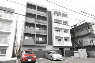 アヴェンタドール学園前【4階】の外観