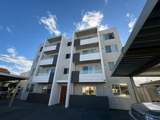 BRILLER MOTOMACHIの画像