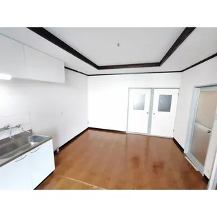 マンションやすらぎ【2号室】の居間