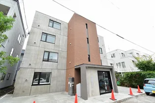 EIE月寒西の画像