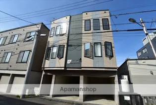 カラバオ豊平【202号室】の外観