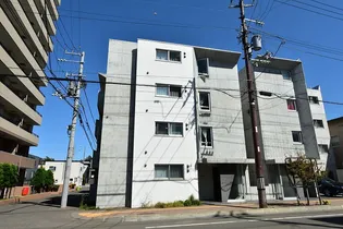 カサリアン【4階】の外観
