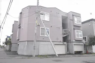 プラザイン福住A棟【3階】の外観