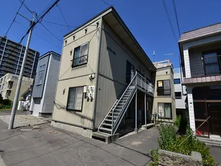 メイプルハウス【0202号室】の外観