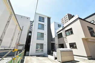 クレイパレス美園【2階】の外観