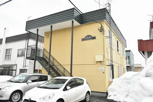 ヒルヴィレッヂ西岡【203号室】の外観