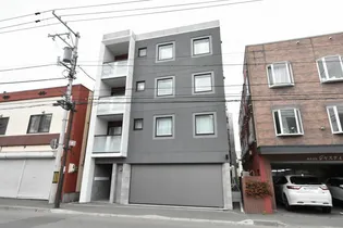 リュクス平岸の画像