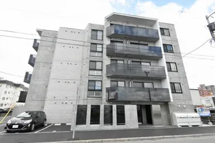 BALBONI SETTEの画像