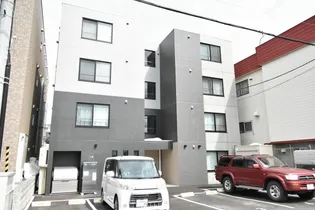 グラン南郷【4階】の外観