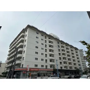 ファミール中の島【211号室】の外観