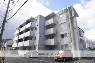 MANY'S COURTの画像