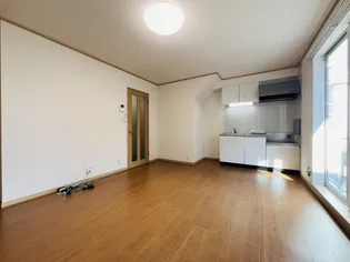 日吉ヶ丘ハイツ【1階】の居間