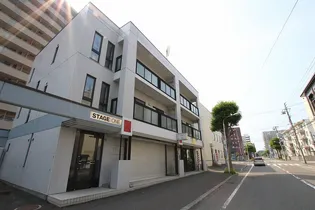 ステージワン【3階】の外観