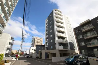 北海道札幌市豊平区平岸四条3丁目【マンション】の外観