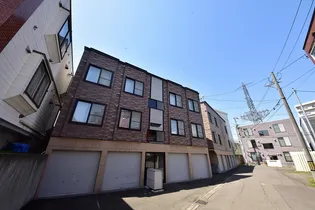 サルート【203号室】の外観