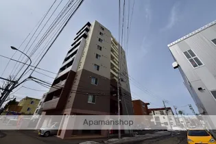 北海道札幌市豊平区月寒西一条10丁目【マンション】の外観