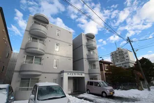 ハイエスト中の島の画像