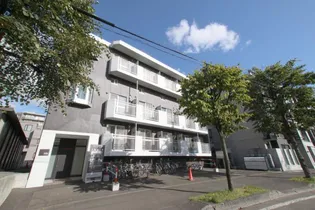 ジュイエ学園前の画像