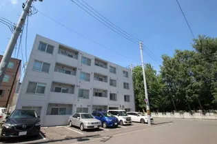 コンフォート・グローレ【3階】の外観