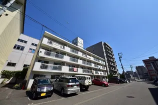 レピュート平岸の画像