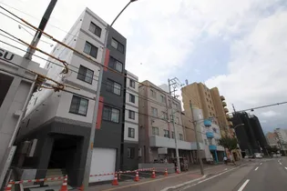 ラグジースペースの画像