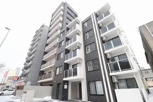 CALME令北8条【4階】の外観