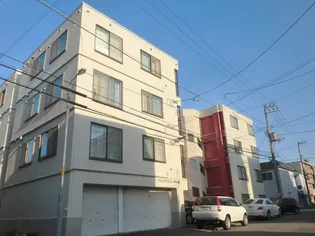 グランドアベニュー中の島の画像