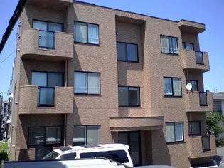 グレイシャス西麻生【3階】の外観